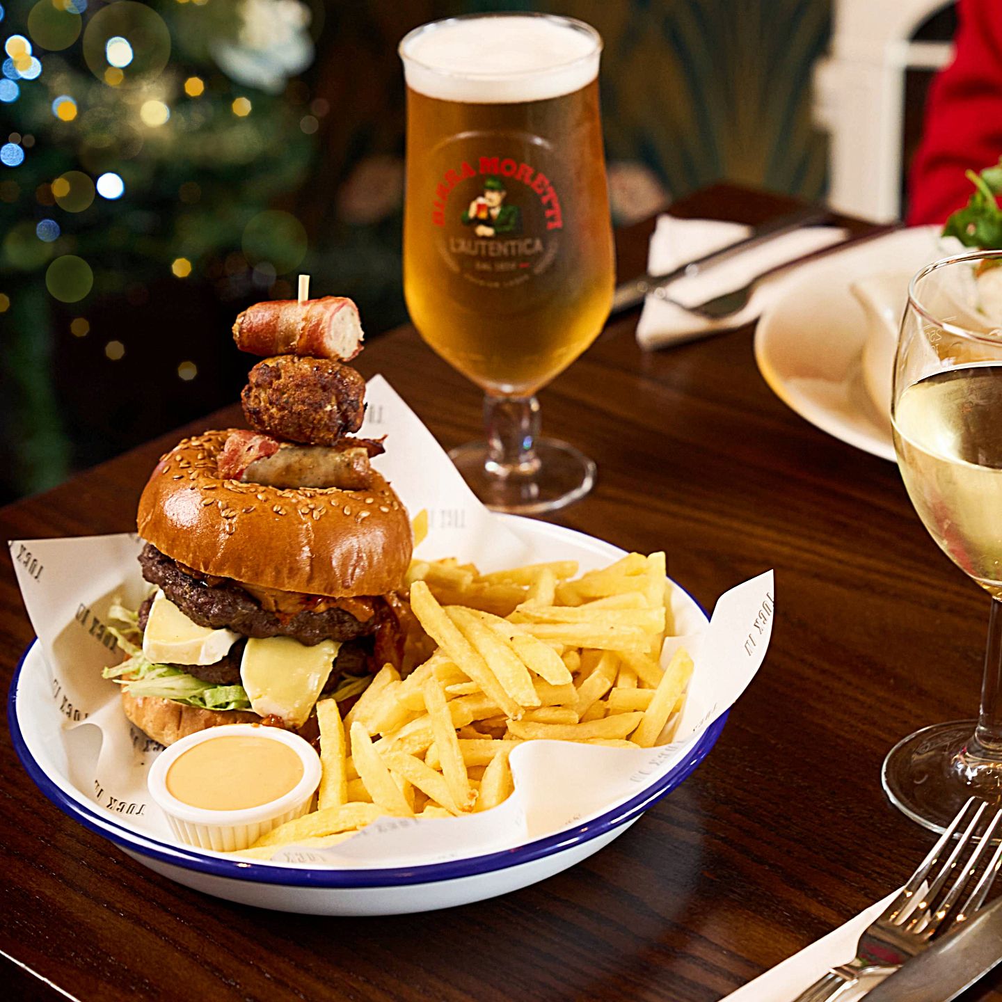 Festive Lunch & Dinner at The Golden Eagle in Mansfield